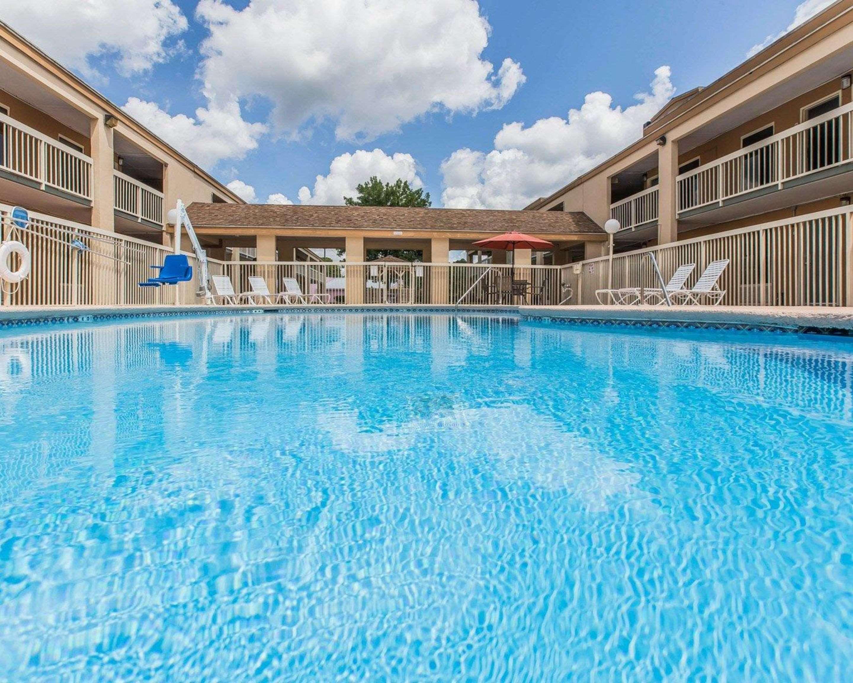 Quality Inn Kingsland Kültér fotó