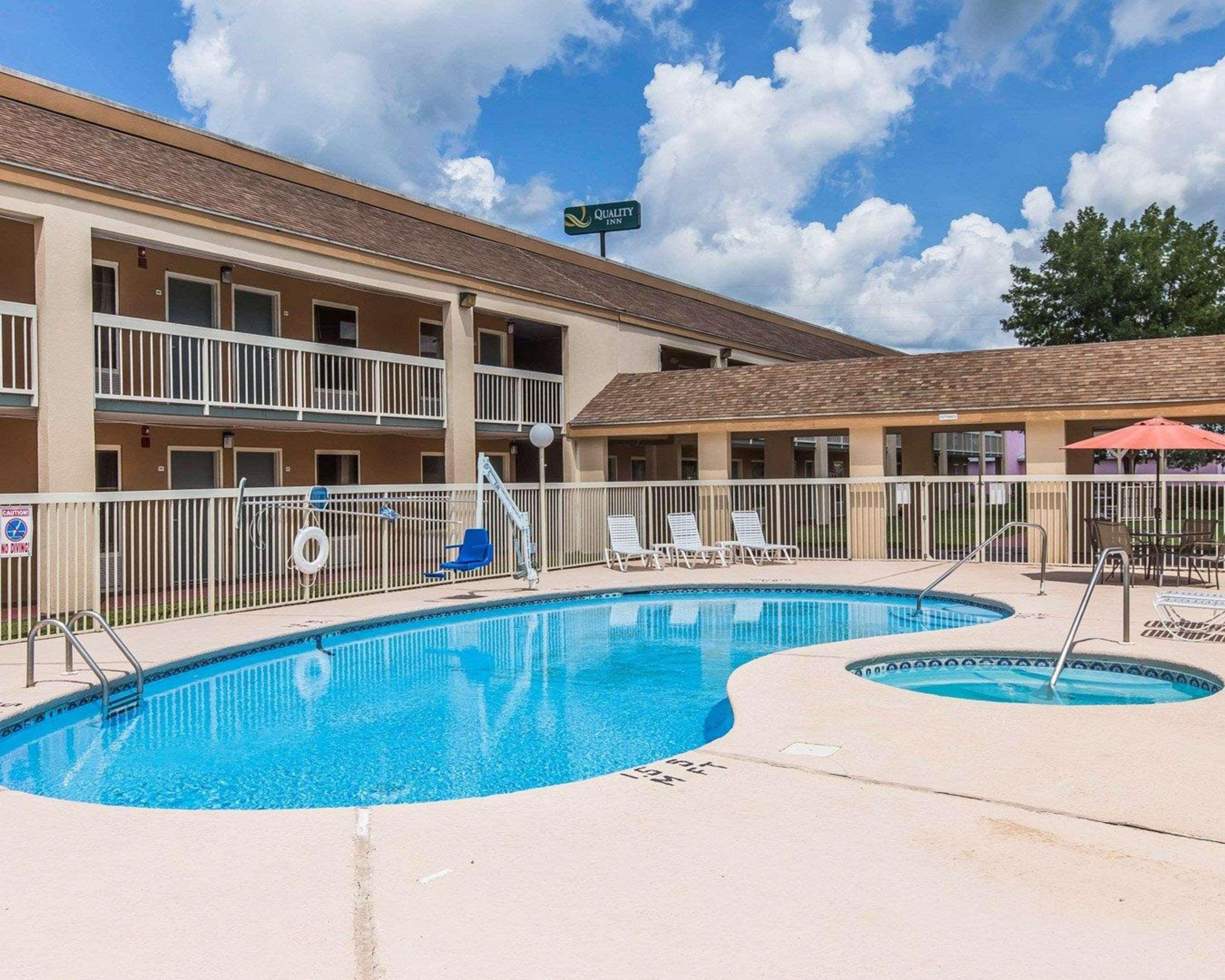 Quality Inn Kingsland Kültér fotó